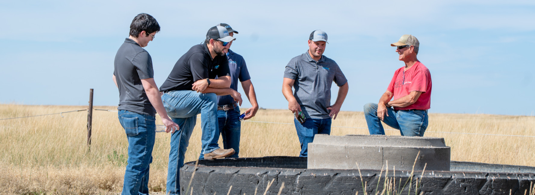 Grower team discussing on the field